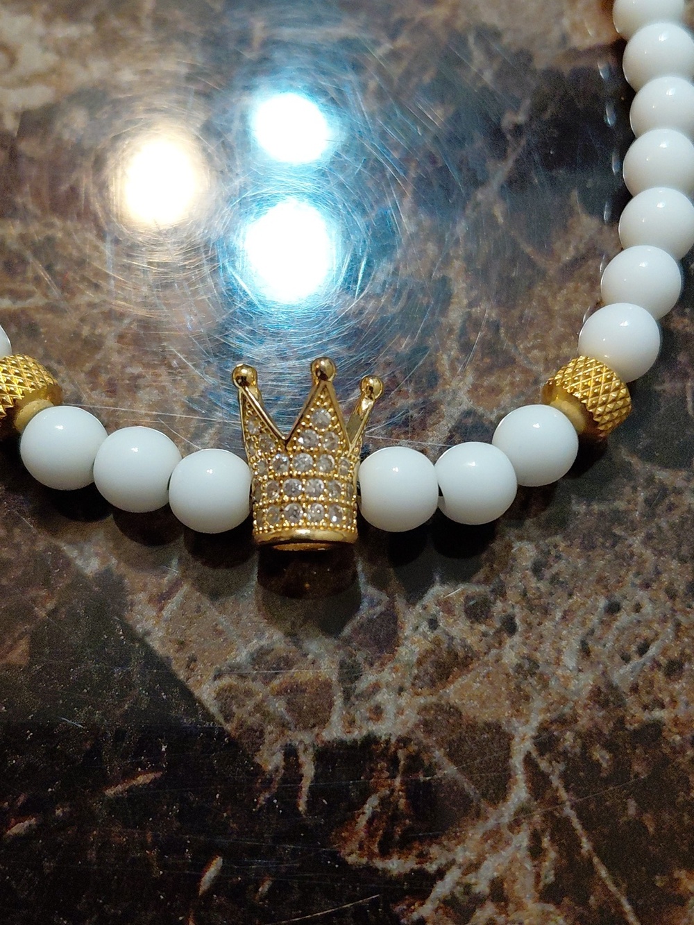 Adjustable Gold Rhinestone Crown & White Beaded Charm Bracelet - Picture 2 of 5